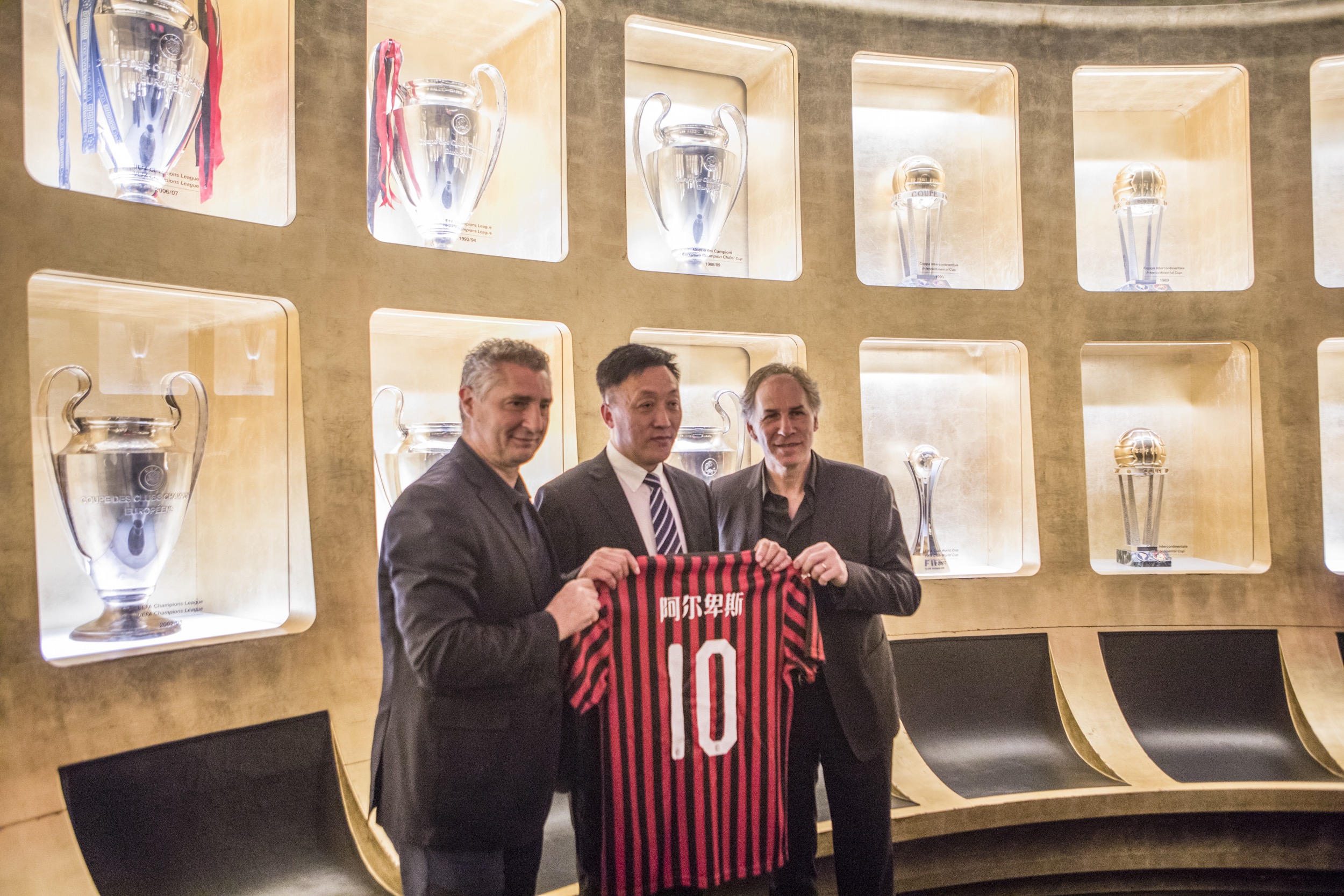 新秀成为全场最大惊喜