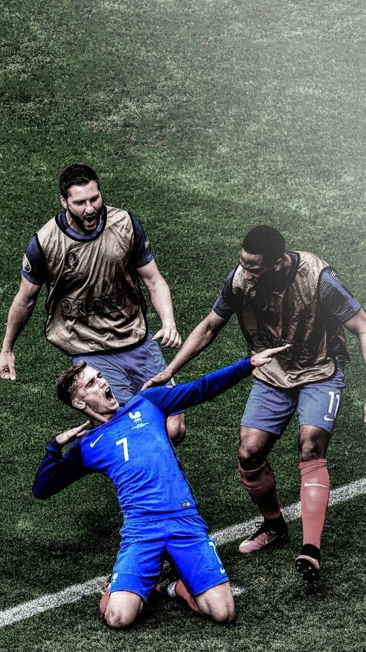 米体：梅努想加盟那不勒斯，麦克托米奈的成功是吸引他的因素