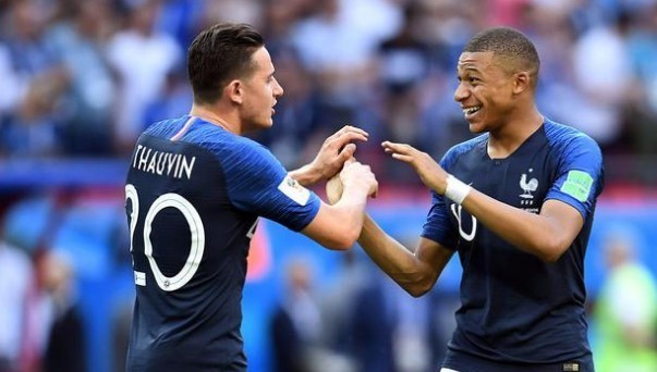 震撼！姆巴佩圣马梅斯上演天秀 阿诺德助攻配合堪称艺术品