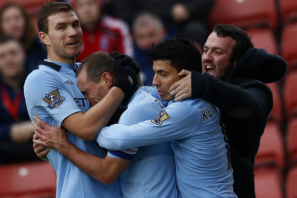 0-0，40岁阿森纳旧将染红+少2人都不输，西甲倒数第一逼平马略卡