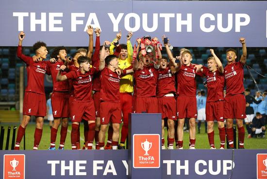 热议成都平广岛：联赛亚冠都蛮硬；租德尔加多需下载反诈app