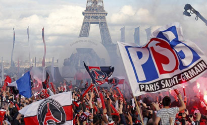 欧文背身单打得分，技术精湛